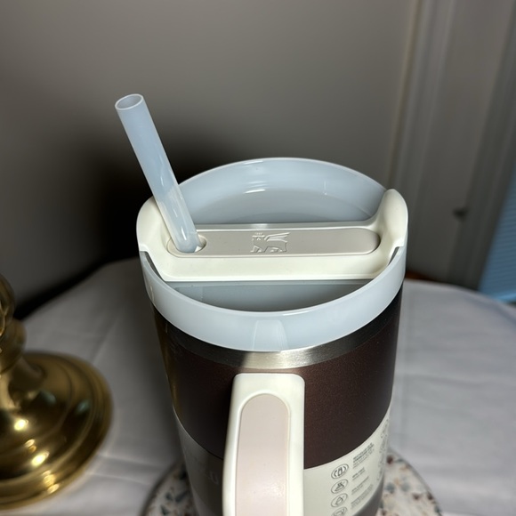 40 oz Stanley Quencher H20 Rose Quartz Glow tumbler - Picture 3 of 8